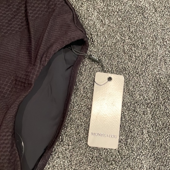 TAGS ON Monte&Lou one piece bathing suit with texture and built in cup sizing 6 - Picture 3 of 6